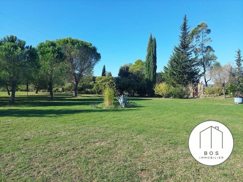 Villa - 296 m² - 6 pièces