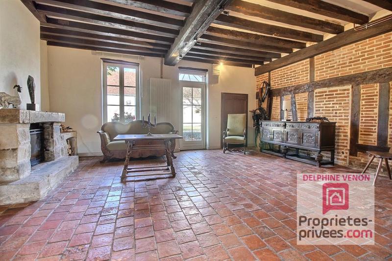 Propriété - 300 m² - 8 pièces