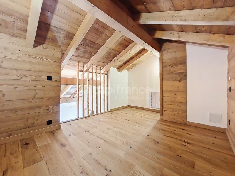 Appartement - 98 m² - 4 pièces