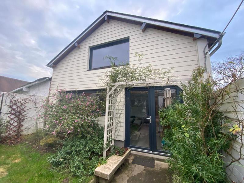 Maison - 104 m² - 4 pièces