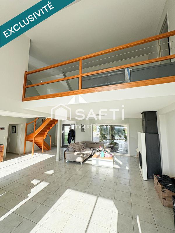 Maison - 200 m² - 6 pièces