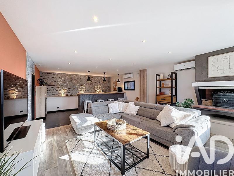 Maison - 179 m² - 6 pièces