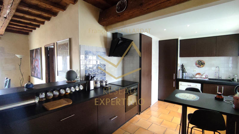 Appartement - 185 m² - 5 pièces