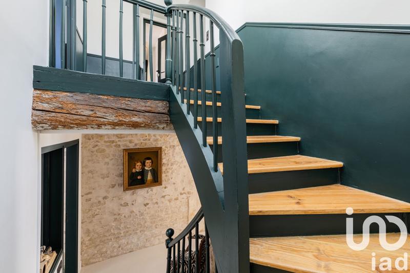 Maison - 300 m² - 7 pièces