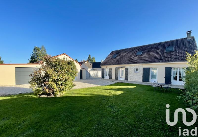 Maison - 165 m² - 8 pièces