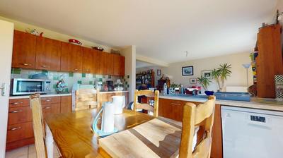 Maison - 180 m² - 7 pièces