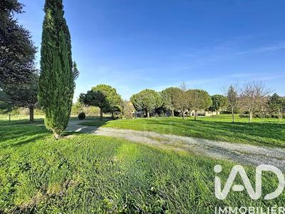 Maison - 207 m² - 7 pièces