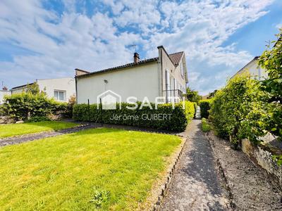 Maison - 127 m² - 6 pièces