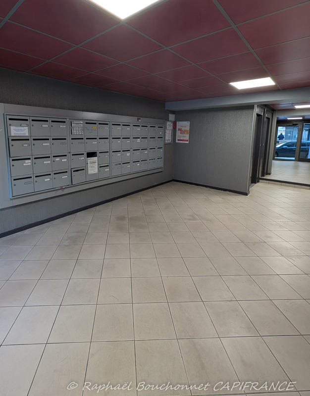 Appartement - 97 m² - 4 pièces