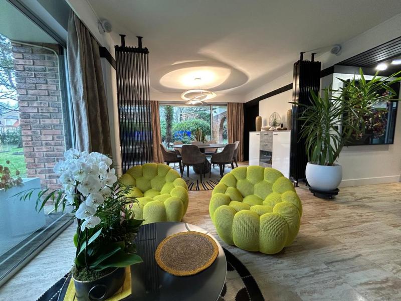 Maison d'architecte - 313 m² - 6 pièces