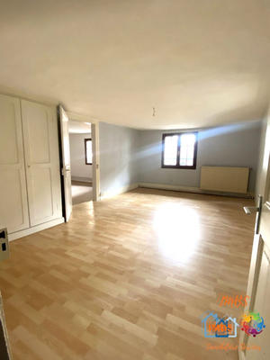 Appartement - 104 m² - 4 pièces