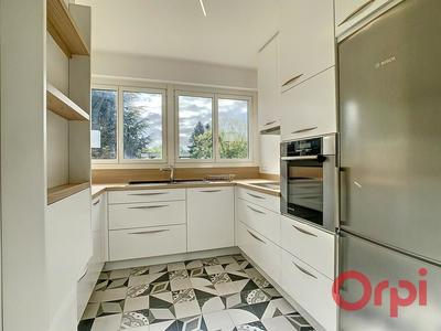 Appartement - 74 m² - 3 pièces