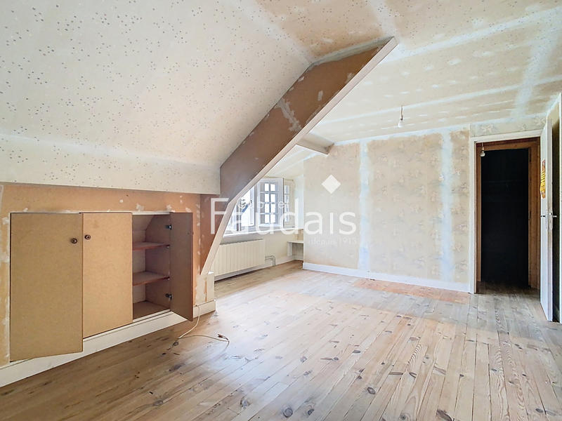 Maison - 121 m² - 4 pièces