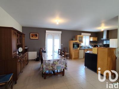 Maison - 90 m² - 5 pièces