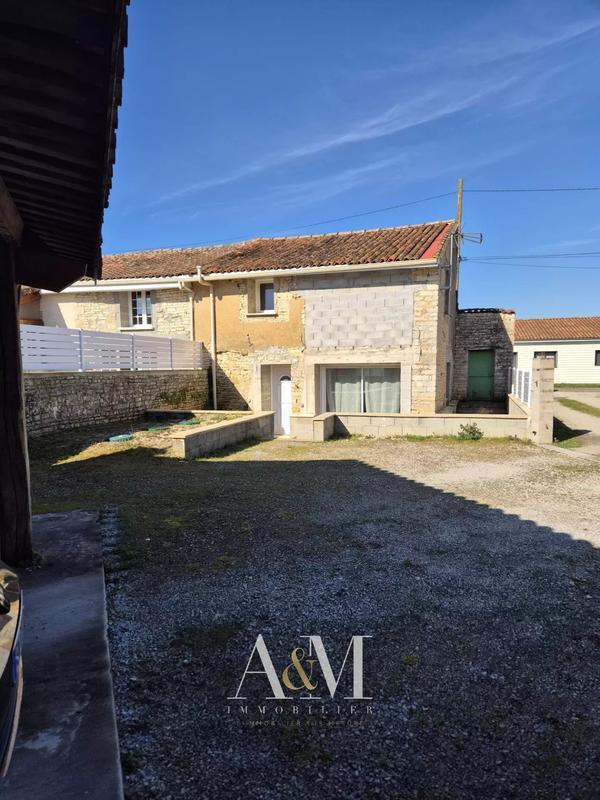 Maison - 79 m² - 4 pièces