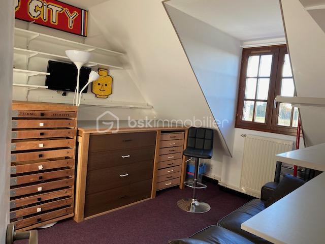 Maison traditionnelle - 119 m² - 6 pièces