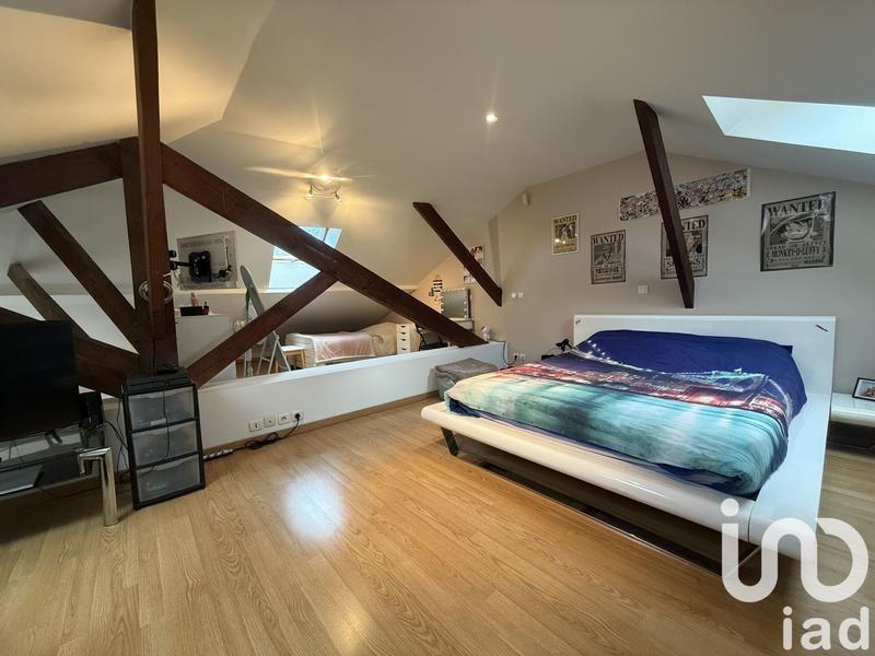 Loft - 76 m² - 3 pièces