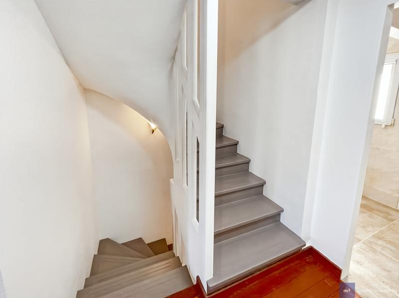 Maison - 166 m² - 6 pièces