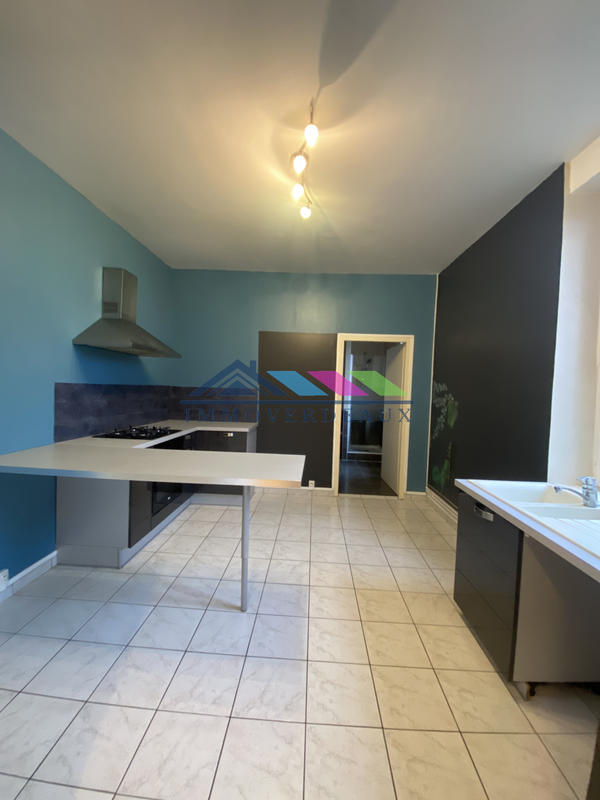 Appartement - 96 m² - 4 pièces