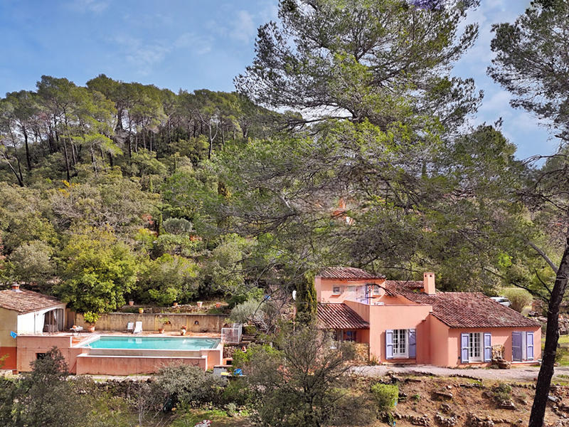 Maison - 137 m² - 4 pièces