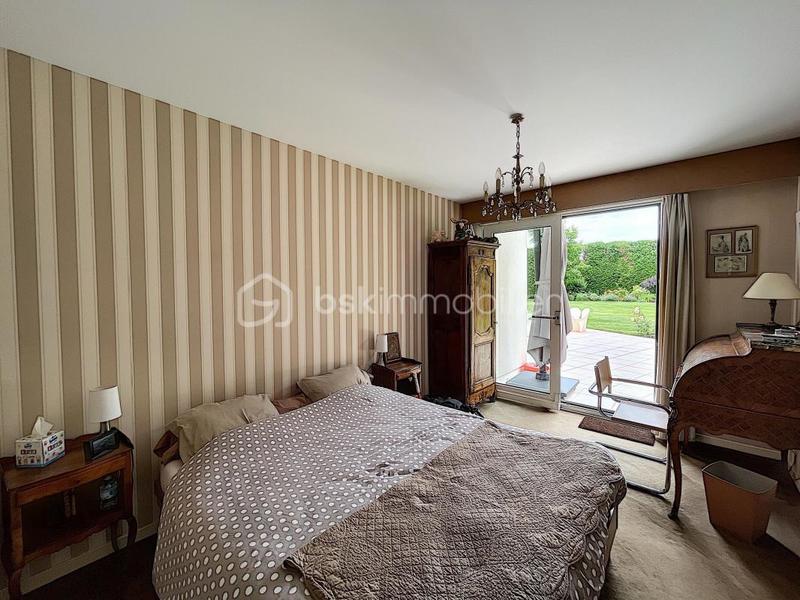 Maison d'architecte - 255 m² - 6 pièces