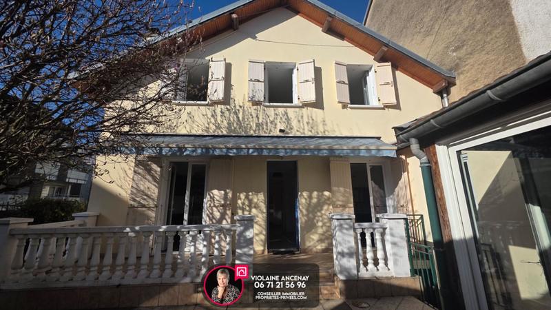 Maison - 159 m² - 8 pièces