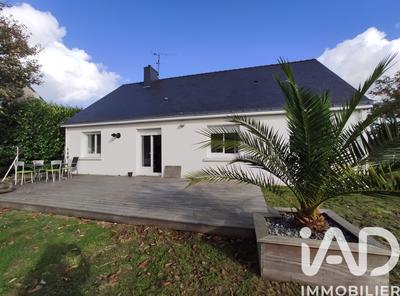 Maison - 90 m² - 4 pièces