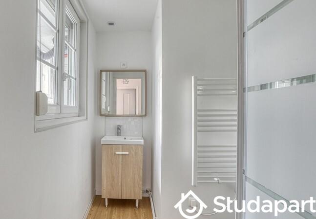 Chambre - 27 m² - 1 pièce