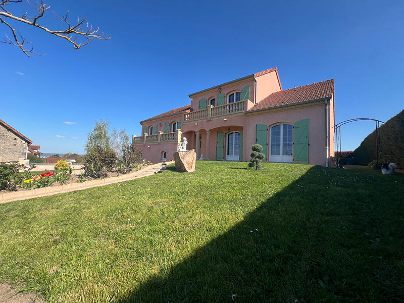 Maison - 146 m² - 7 pièces