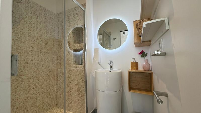 Appartement - 100 m² - 4 pièces