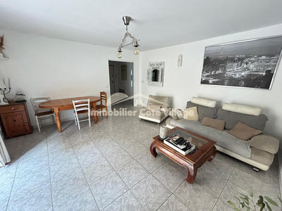 Appartement - 87 m² - 4 pièces