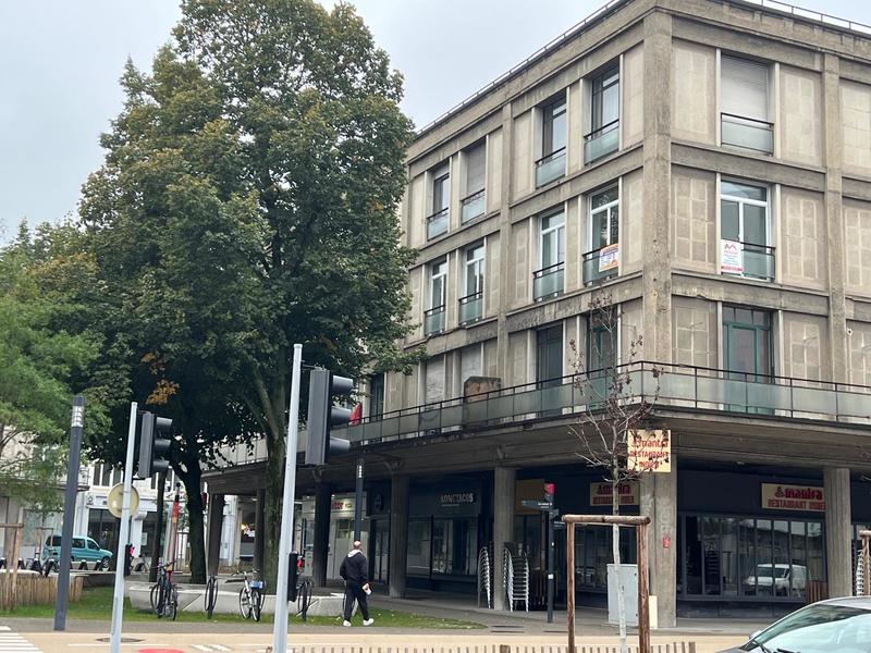 Appartement - 145 m² - 6 pièces