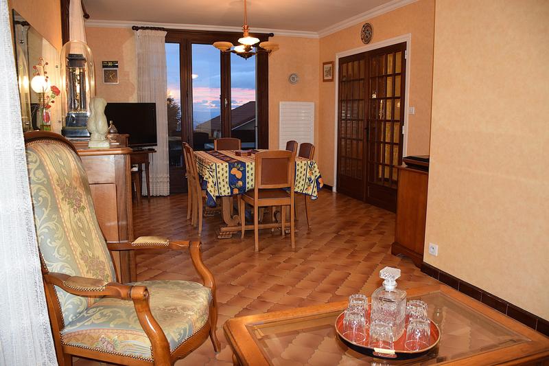 Maison traditionnelle - 79 m² - 4 pièces