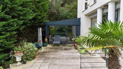 Maison - 195 m² - 6 pièces