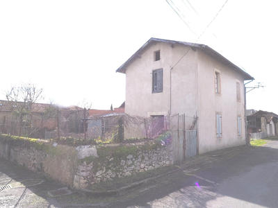 Maison - 93 m² - 5 pièces