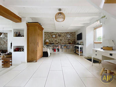 Maison - 126 m² - 5 pièces