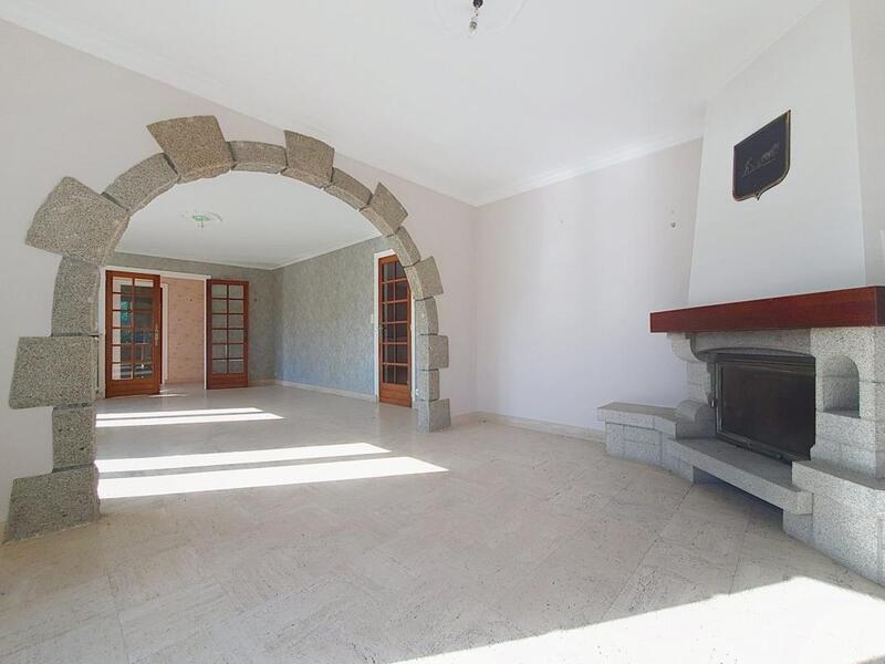 Maison - 177 m² - 7 pièces