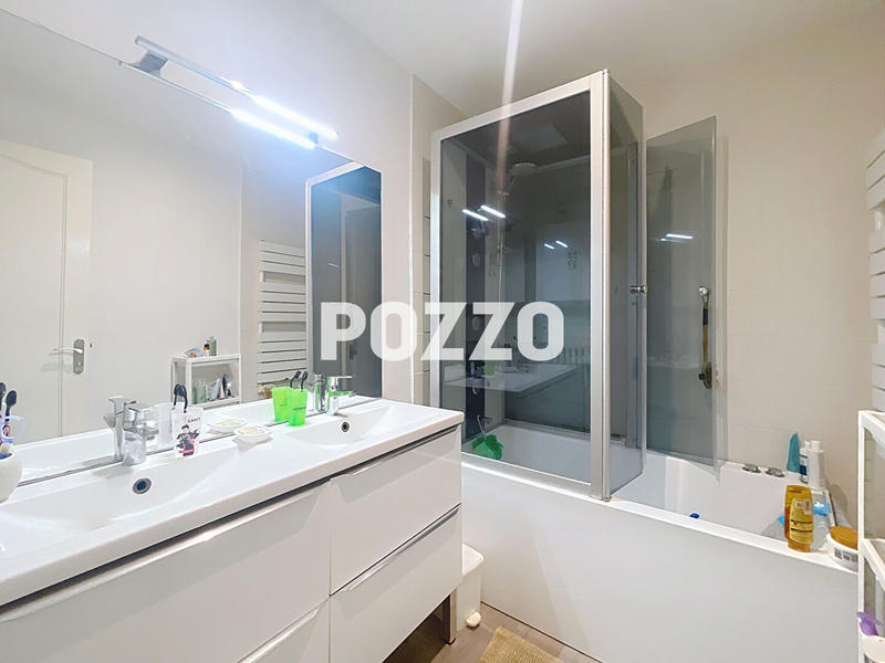 Appartement - 79 m² - 4 pièces