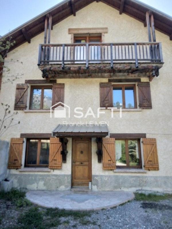 Maison - 250 m² - 7 pièces