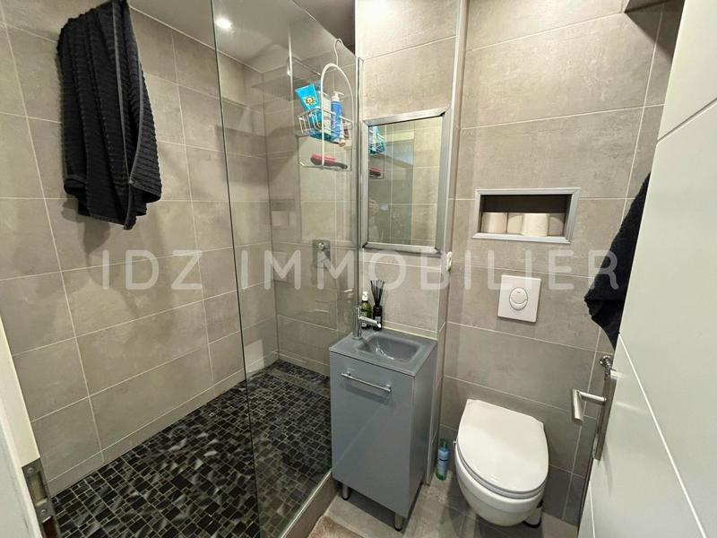 Appartement - 101 m² - 5 pièces