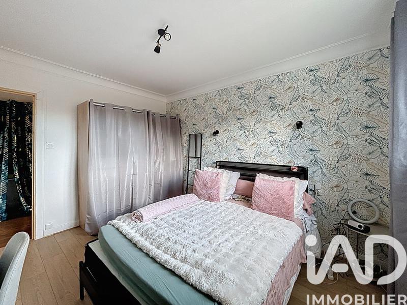 Maison - 177 m² - 7 pièces