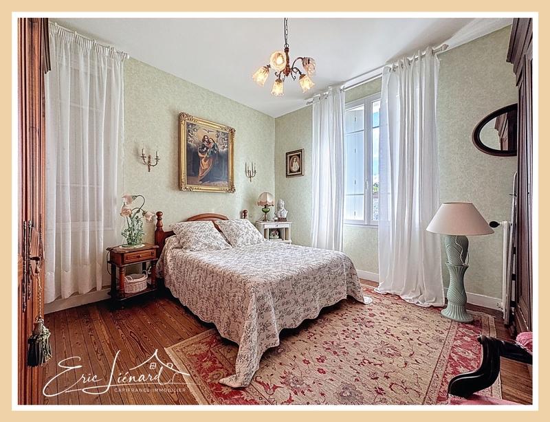 Maison de maîtres - 129 m² - 6 pièces