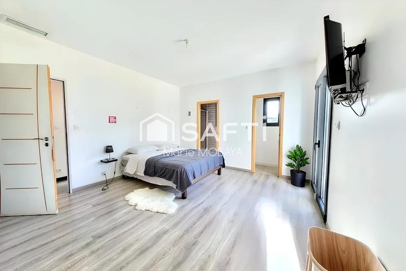 Maison - 160 m² - 5 pièces