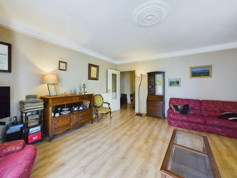 Appartement - 100 m² - 4 pièces