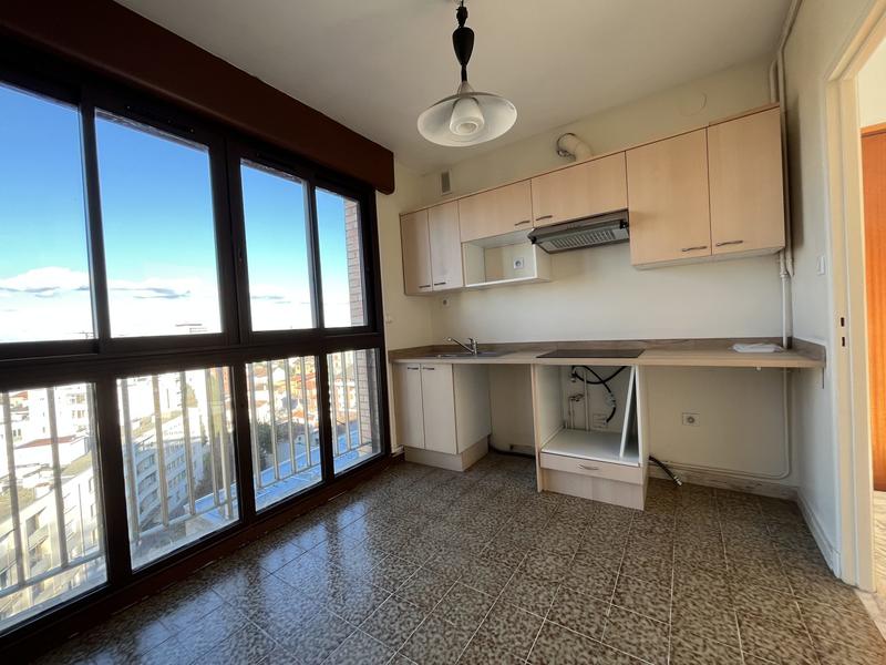 Appartement - 100 m² - 5 pièces