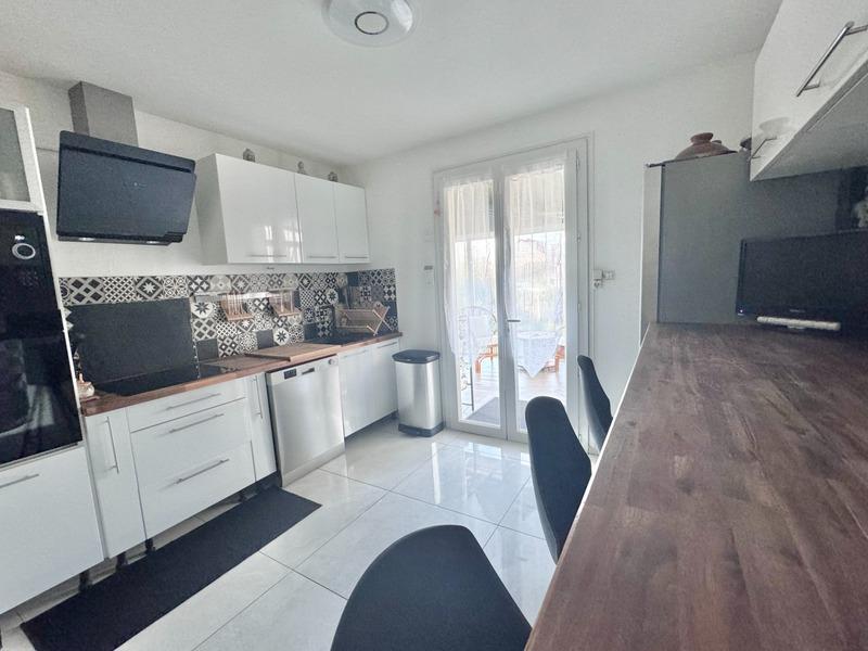 Maison - 95 m² - 6 pièces