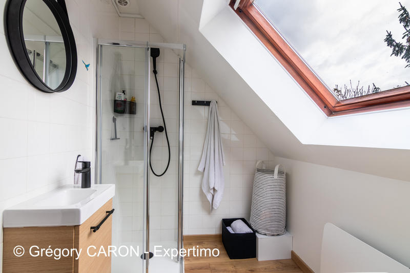 Maison - 149 m² - 8 pièces