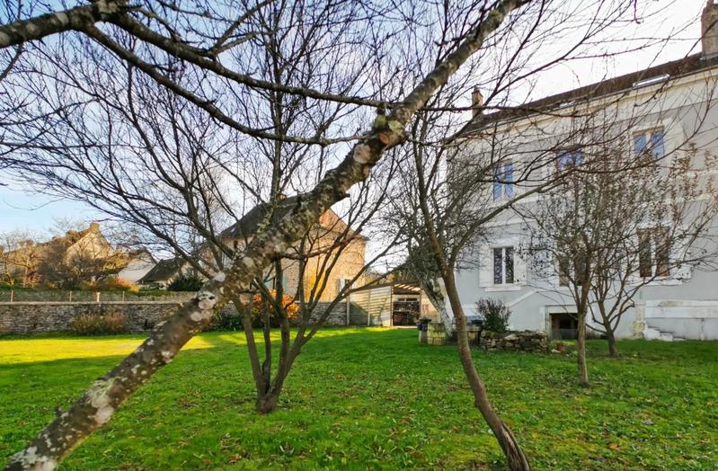 Appartement - 256 m² - 9 pièces