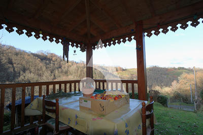 Maison - 135 m² - 2 pièces