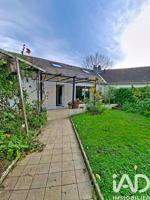 Maison - 95 m² - 4 pièces